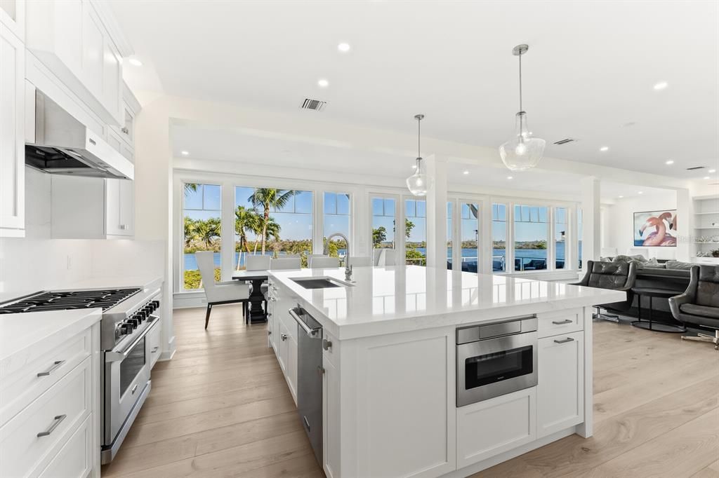 For Sale: $11,750,000 (5 beds, 5 baths, 5472 Square Feet)