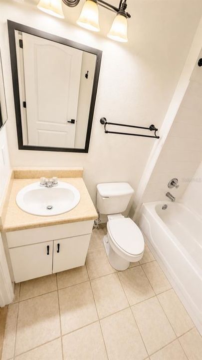 В аренду: $1,699 (2 спален, 2 ванн, 1069 Квадратных фут)