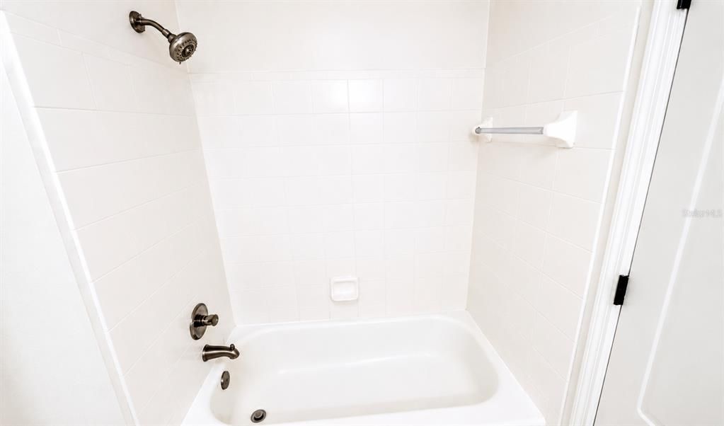 В аренду: $1,699 (2 спален, 2 ванн, 1069 Квадратных фут)