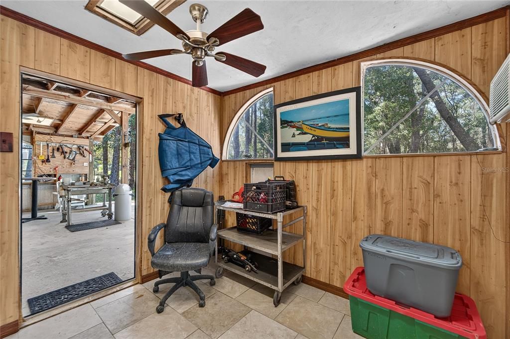 For Sale: $1,200,000 (1.00 acres)