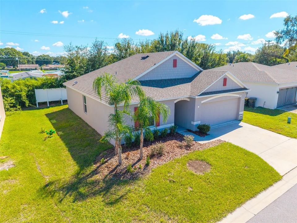 For Rent: $1,975 (3 beds, 2 baths, 1425 Square Feet)