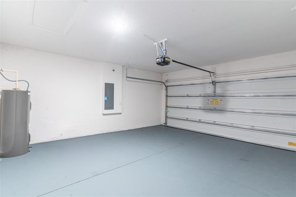 For Rent: $1,975 (3 beds, 2 baths, 1425 Square Feet)