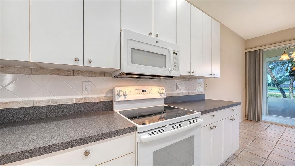 En Venta: $419,900 (3 camas, 2 baños, 1704 Pies cuadrados)