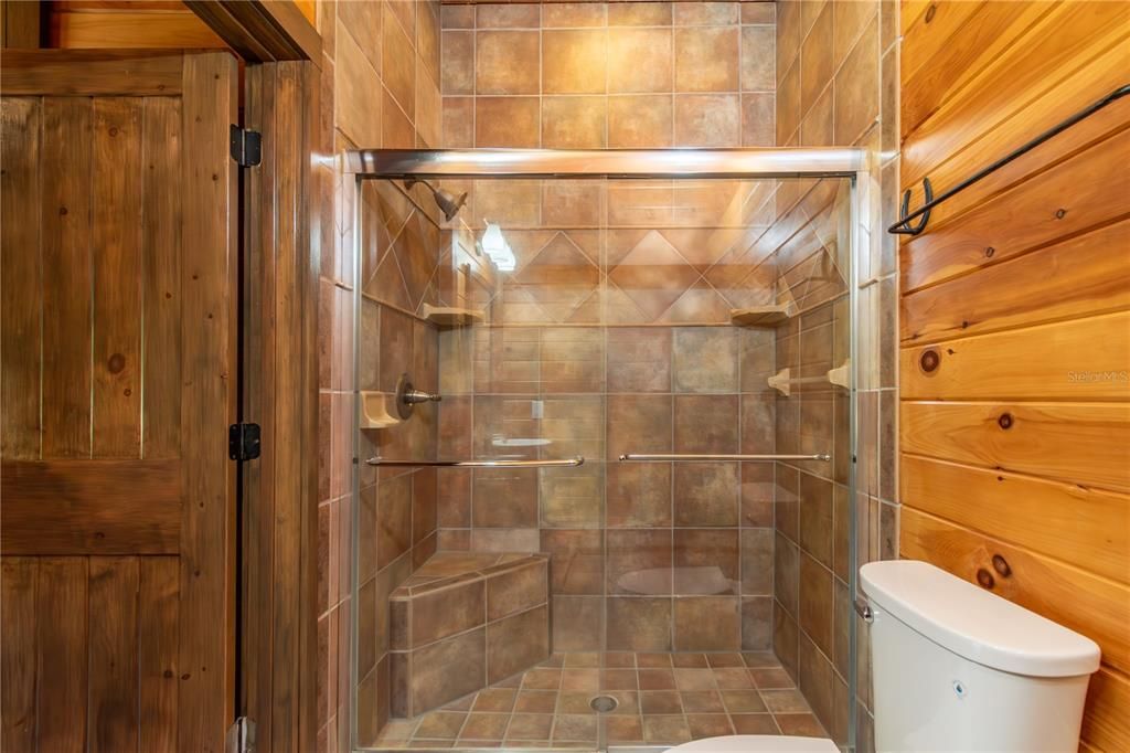 En Venta: $1,800,000 (3 camas, 3 baños, 2570.41 Pies cuadrados)