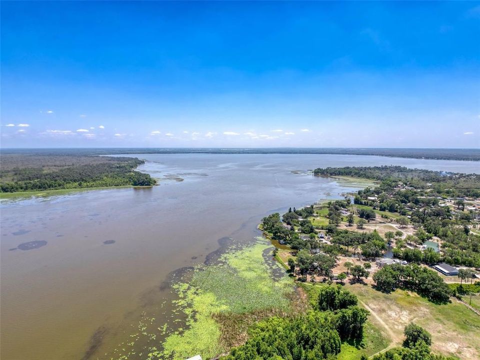 На продажу: $125,000 (2 спален, 2 ванн, 1352 Квадратных фут)