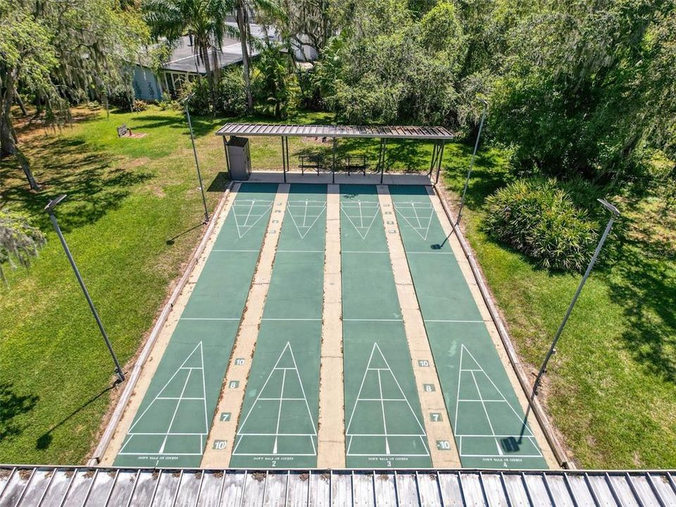 На продажу: $125,000 (2 спален, 2 ванн, 1352 Квадратных фут)