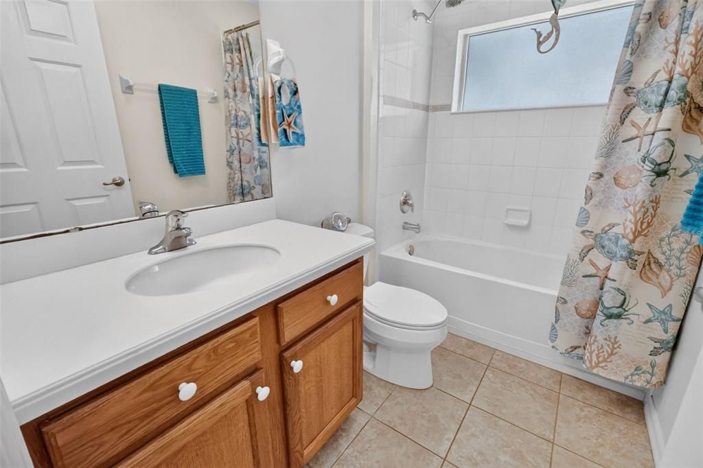 For Sale: $400,000 (4 beds, 2 baths, 2093 Square Feet)