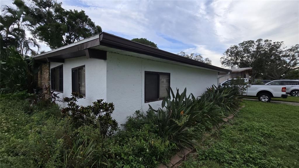 En Venta: $399,000 (3 camas, 2 baños, 1324 Pies cuadrados)