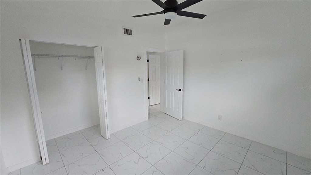 En Venta: $399,000 (3 camas, 2 baños, 1324 Pies cuadrados)