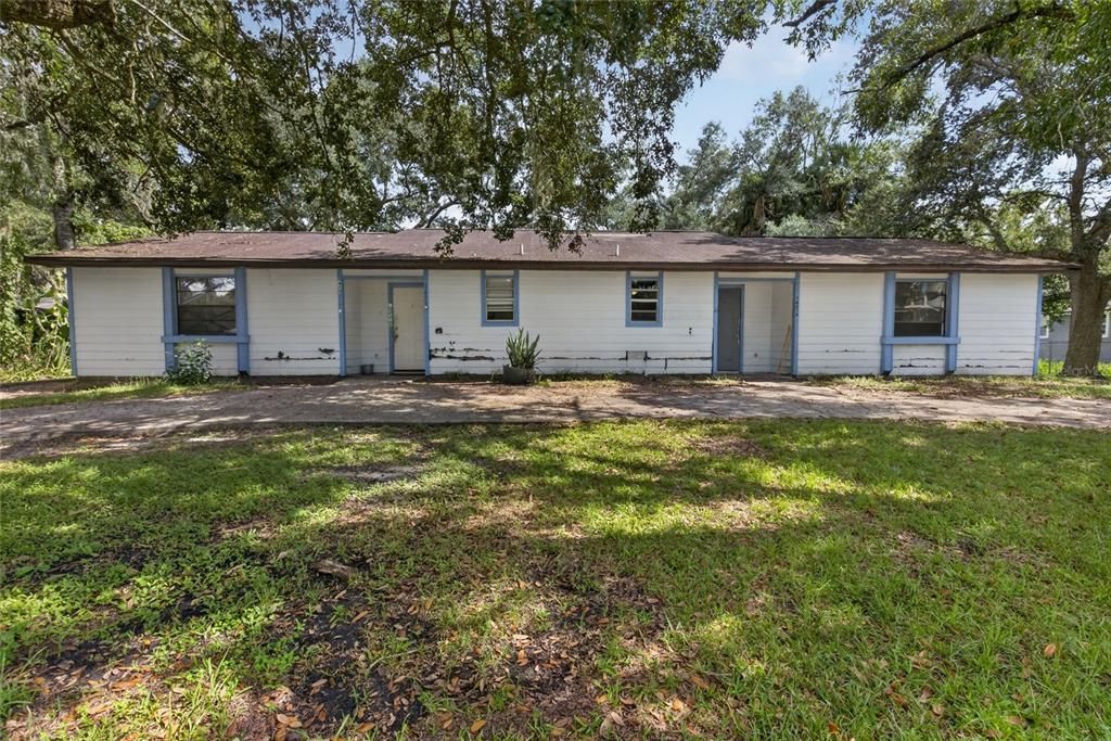 For Sale: $149,999 (4 beds, 2 baths, 1727 Square Feet)