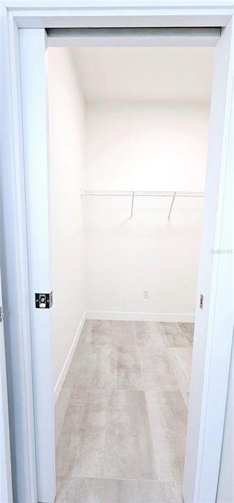 For Rent: $2,900 (3 beds, 2 baths, 1596 Square Feet)