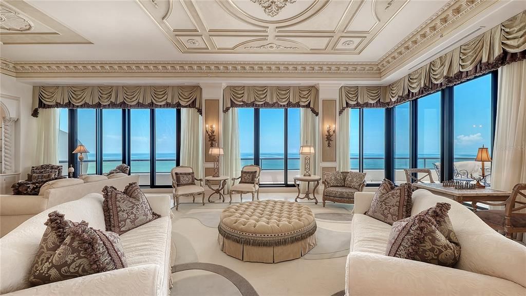 En Venta: $12,995,000 (4 camas, 3 baños, 4912 Pies cuadrados)