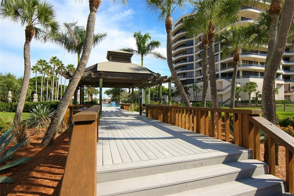 En Venta: $12,995,000 (4 camas, 3 baños, 4912 Pies cuadrados)