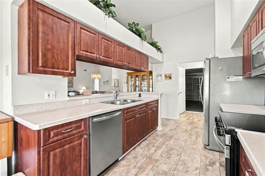 En Venta: $252,000 (2 camas, 2 baños, 1868 Pies cuadrados)