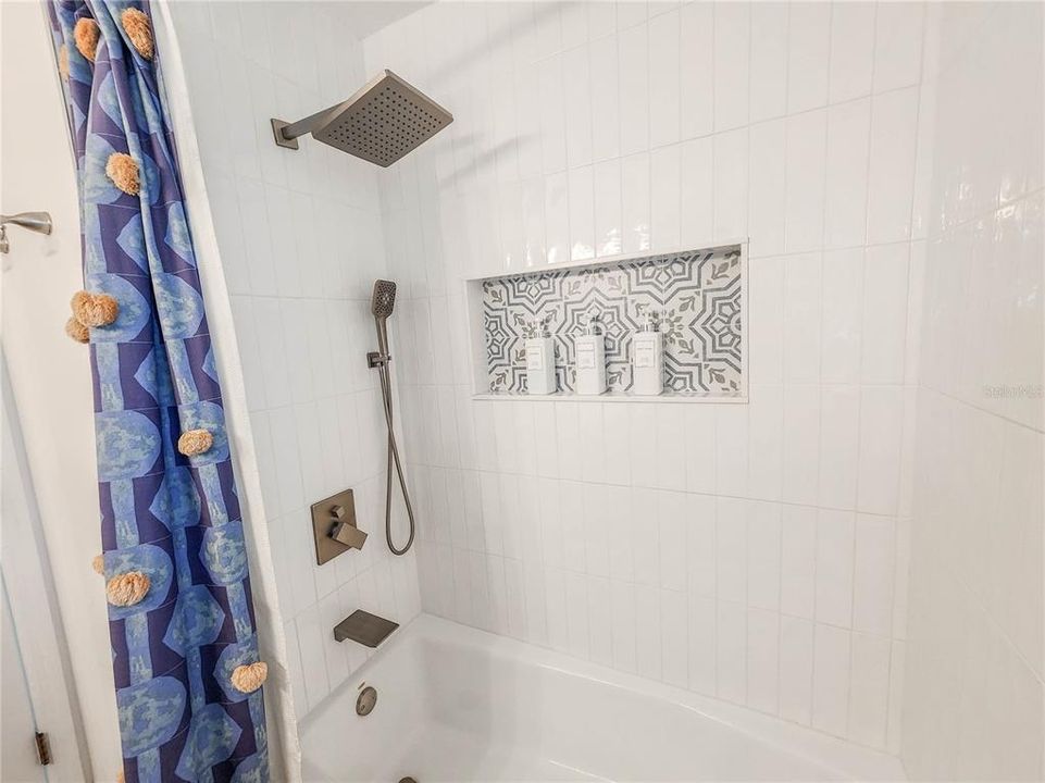 En Venta: $440,000 (3 camas, 2 baños, 1569 Pies cuadrados)