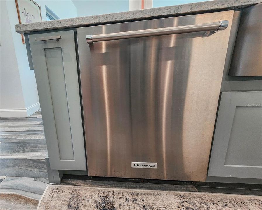 En Venta: $440,000 (3 camas, 2 baños, 1569 Pies cuadrados)
