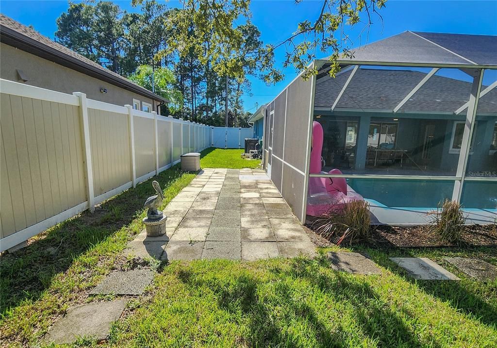 En Venta: $440,000 (3 camas, 2 baños, 1569 Pies cuadrados)