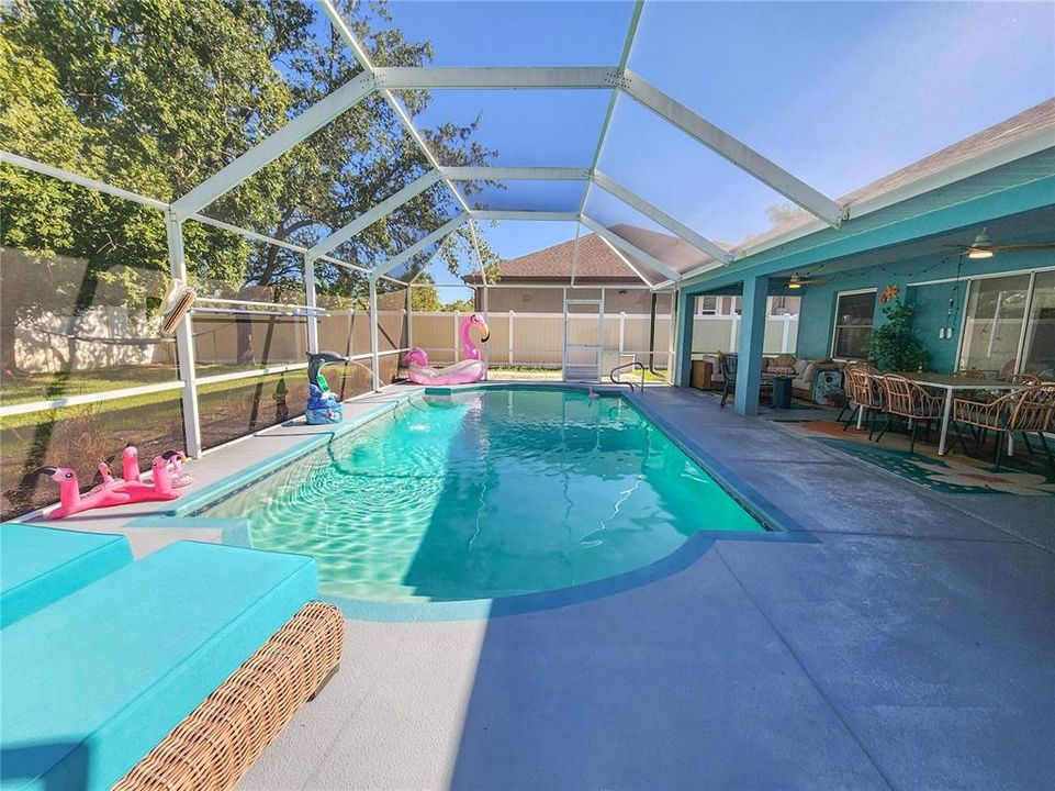 En Venta: $440,000 (3 camas, 2 baños, 1569 Pies cuadrados)
