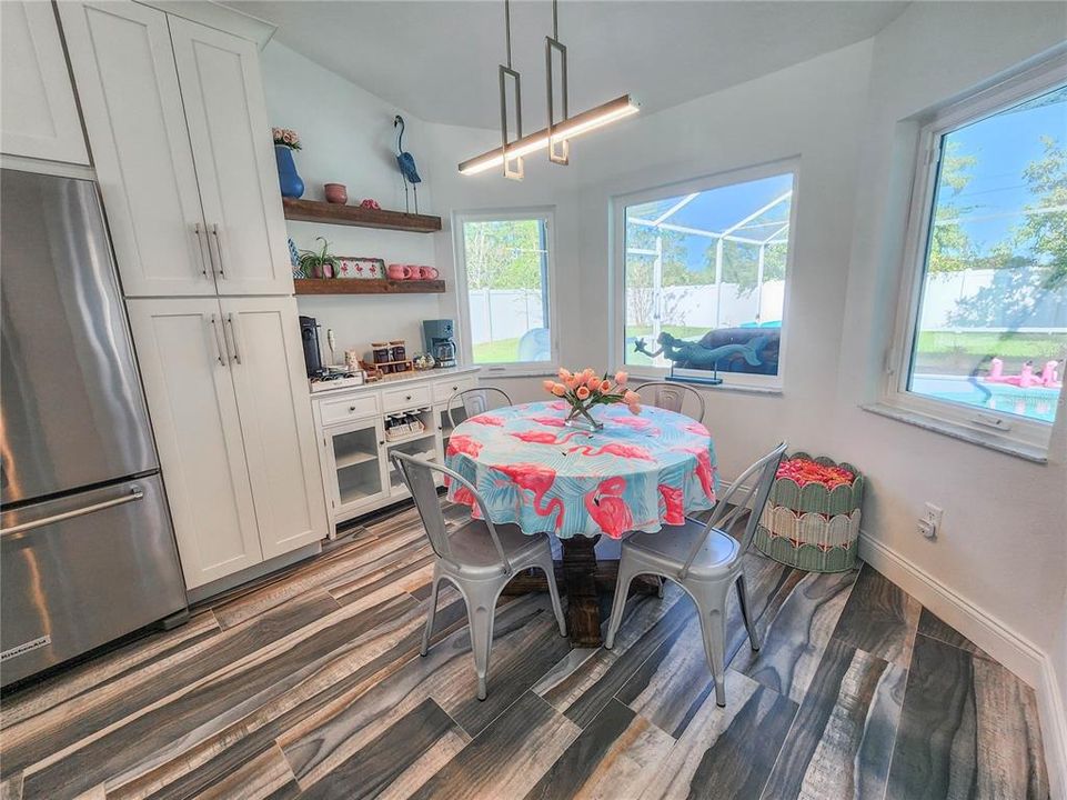 En Venta: $440,000 (3 camas, 2 baños, 1569 Pies cuadrados)