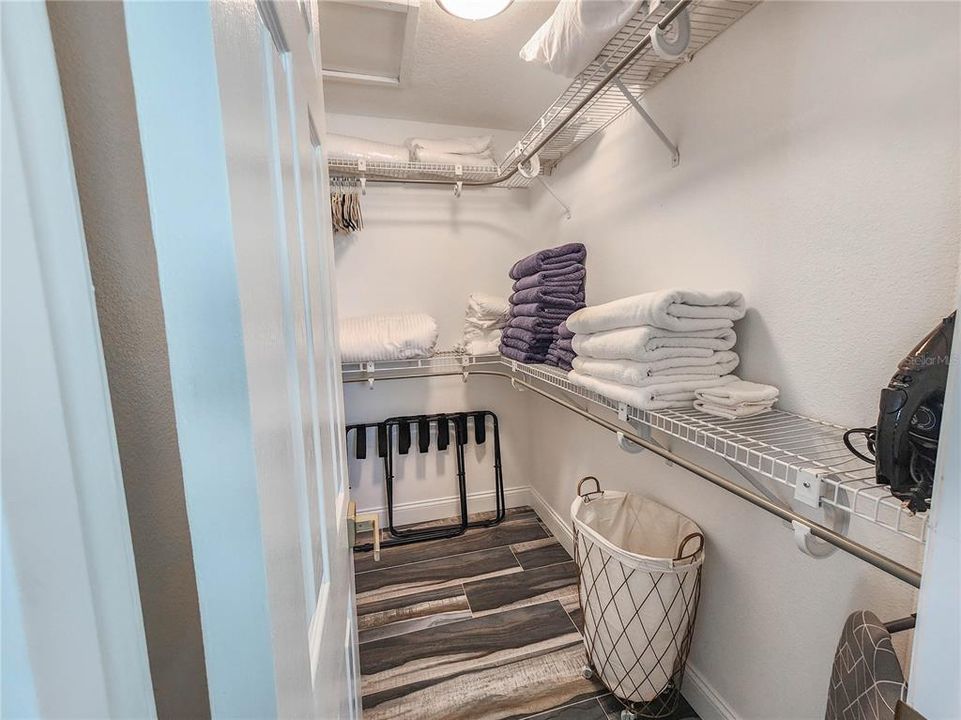 En Venta: $440,000 (3 camas, 2 baños, 1569 Pies cuadrados)