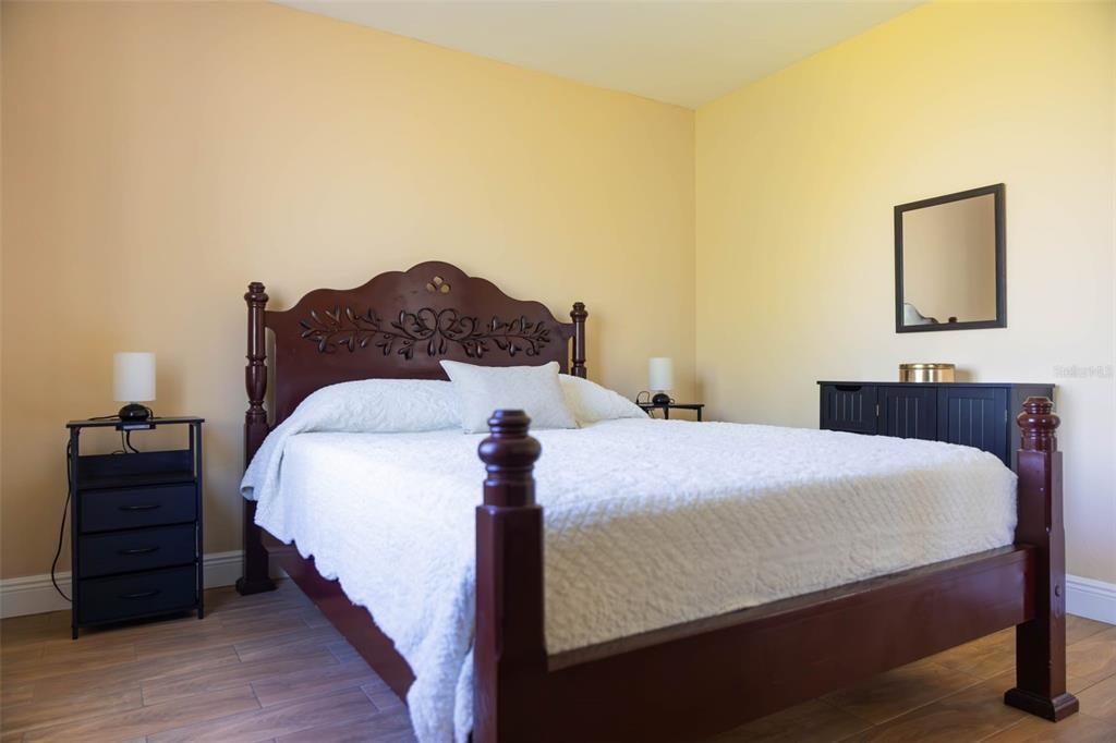 En Venta: $599,000 (3 camas, 1 baños, 1122 Pies cuadrados)