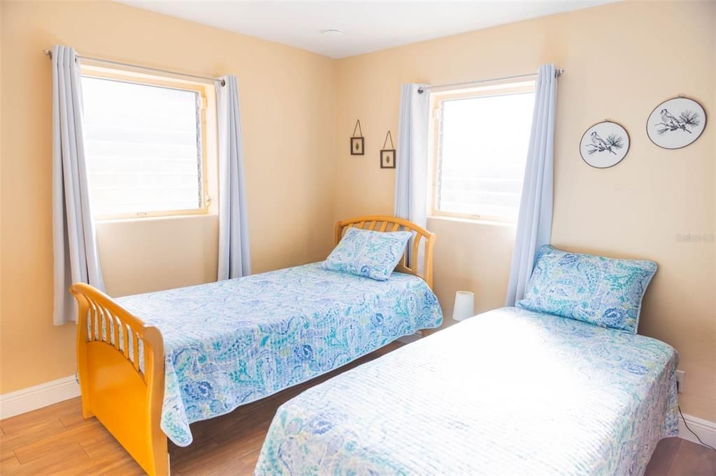 En Venta: $599,000 (3 camas, 1 baños, 1122 Pies cuadrados)
