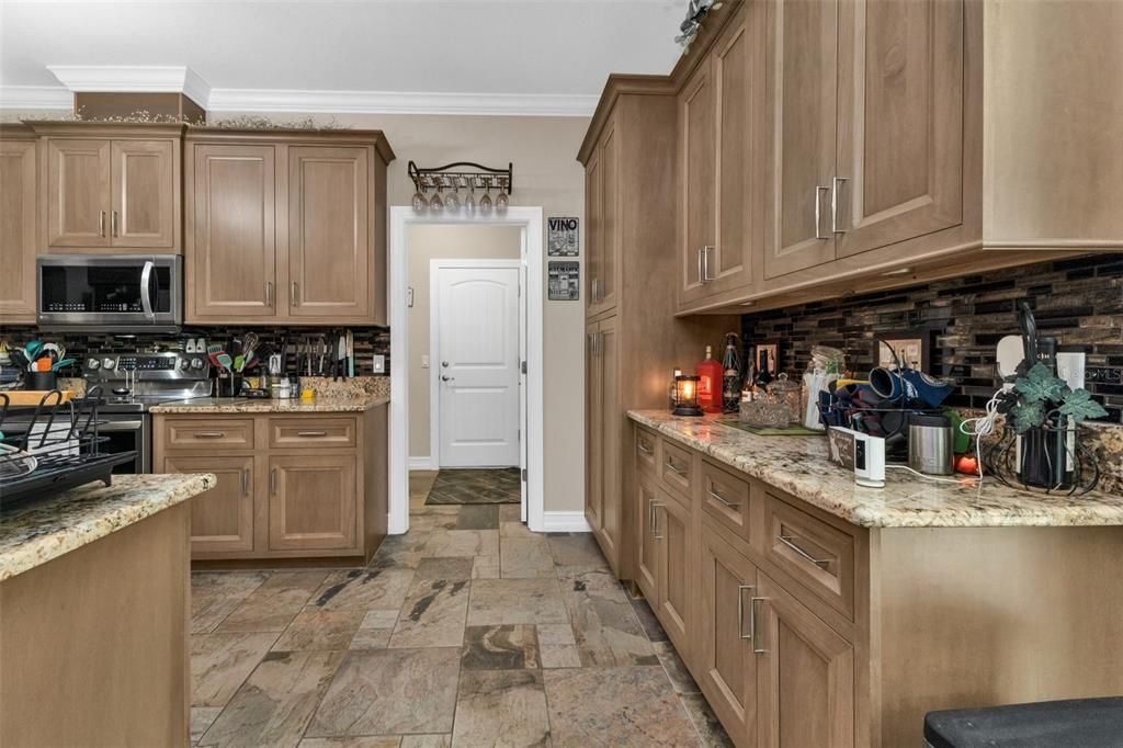 En Venta: $899,995 (3 camas, 3 baños, 2171 Pies cuadrados)