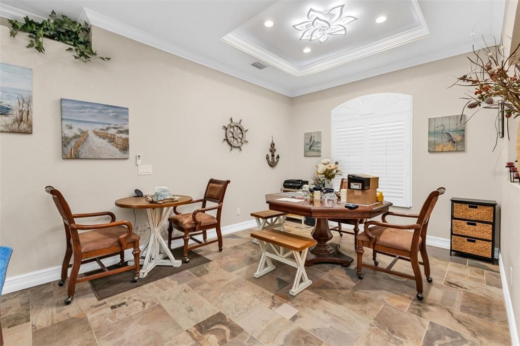 En Venta: $899,995 (3 camas, 3 baños, 2171 Pies cuadrados)