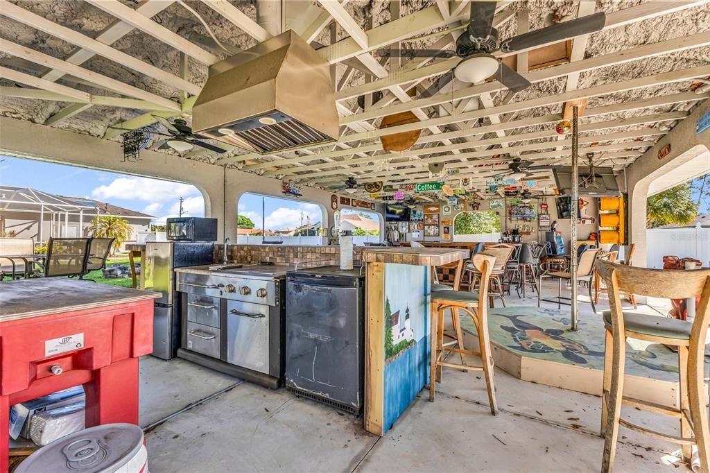 En Venta: $899,995 (3 camas, 3 baños, 2171 Pies cuadrados)