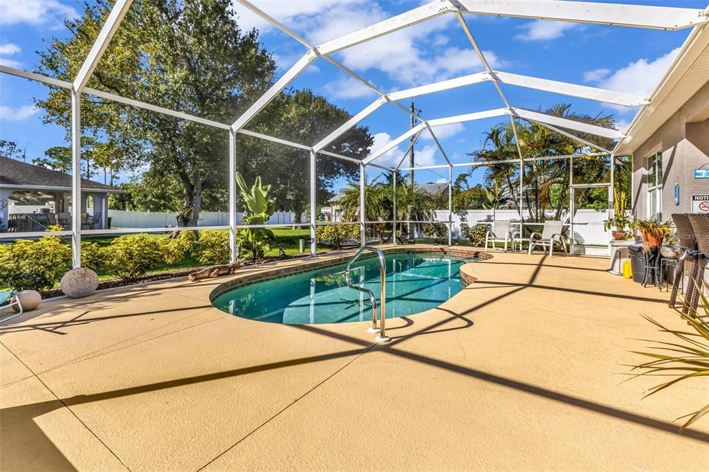 En Venta: $899,995 (3 camas, 3 baños, 2171 Pies cuadrados)