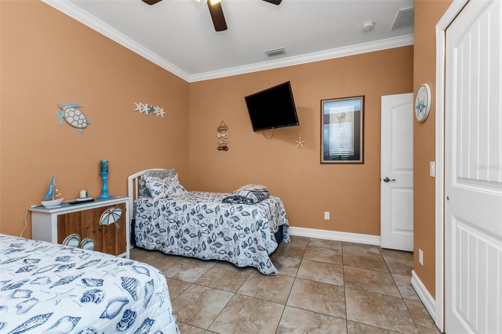 En Venta: $899,995 (3 camas, 3 baños, 2171 Pies cuadrados)