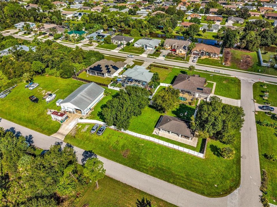 En Venta: $899,995 (3 camas, 3 baños, 2171 Pies cuadrados)