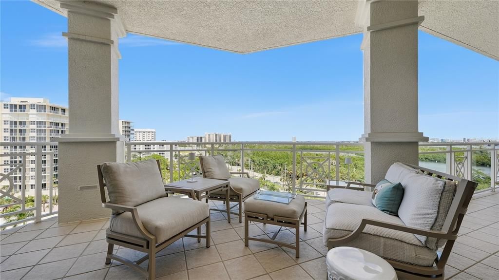 En Venta: $2,495,000 (3 camas, 3 baños, 2936 Pies cuadrados)
