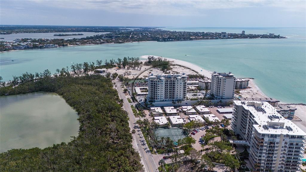 En Venta: $2,495,000 (3 camas, 3 baños, 2936 Pies cuadrados)