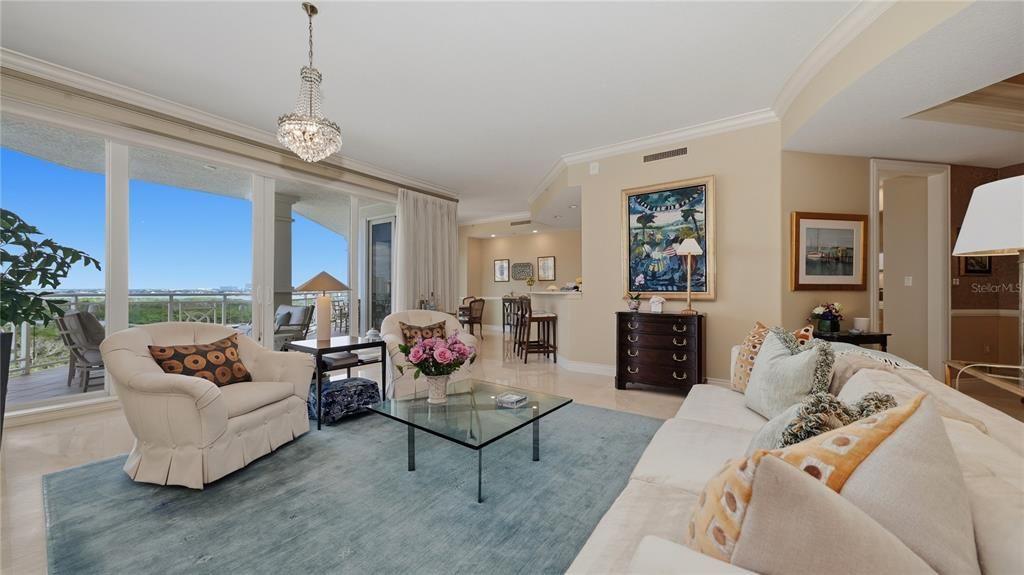 En Venta: $2,495,000 (3 camas, 3 baños, 2936 Pies cuadrados)