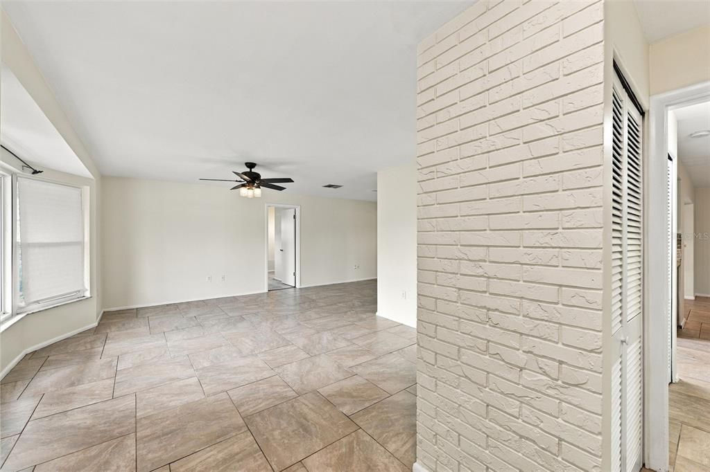 В аренду: $3,195 (4 спален, 3 ванн, 2195 Квадратных фут)