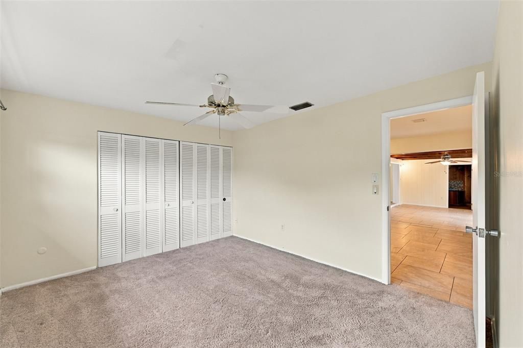 В аренду: $3,195 (4 спален, 3 ванн, 2195 Квадратных фут)