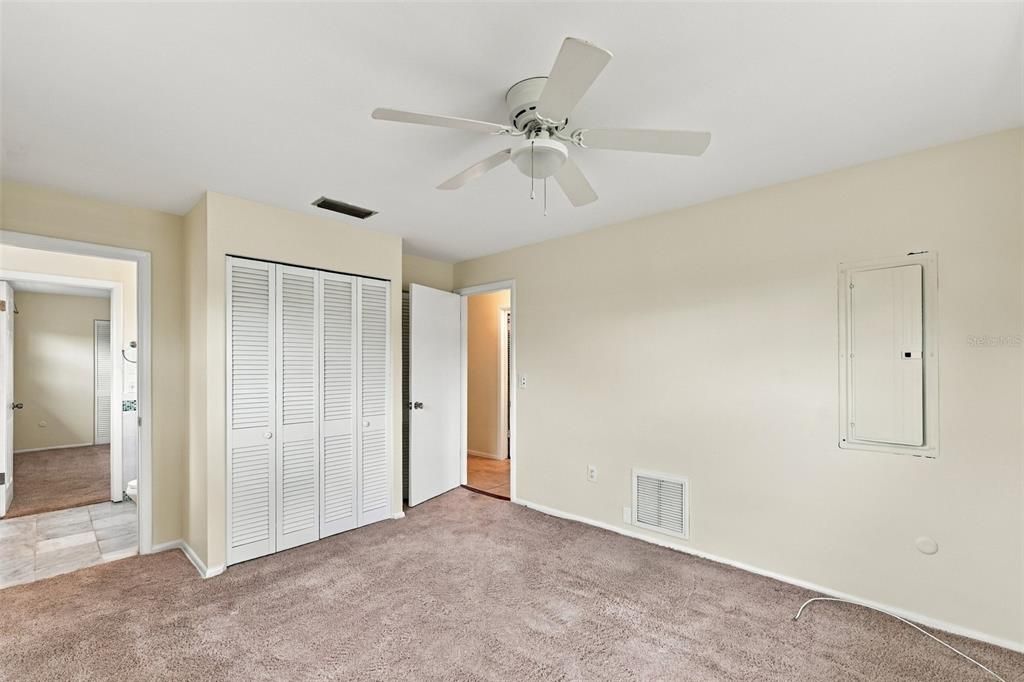 В аренду: $3,195 (4 спален, 3 ванн, 2195 Квадратных фут)