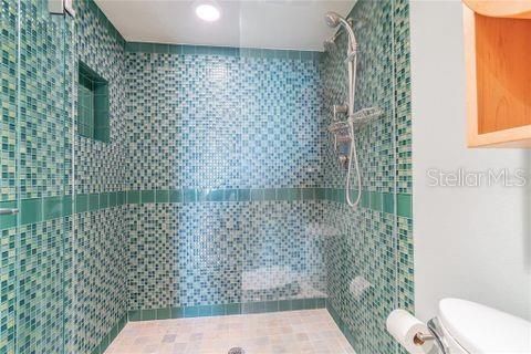 For Rent: $4,995 (2 beds, 2 baths, 1430 Square Feet)