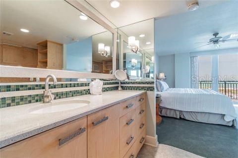 For Rent: $4,995 (2 beds, 2 baths, 1430 Square Feet)