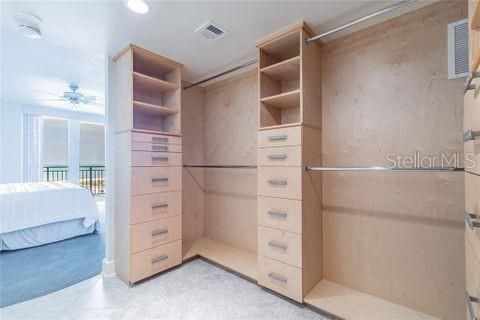 For Rent: $4,995 (2 beds, 2 baths, 1430 Square Feet)