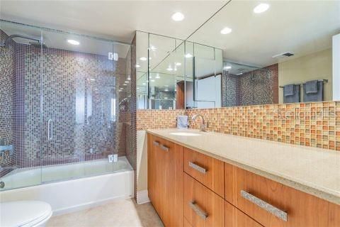 For Rent: $4,995 (2 beds, 2 baths, 1430 Square Feet)