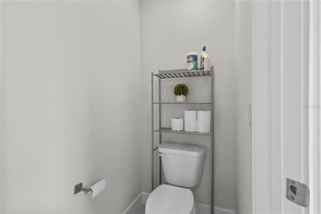En Venta: $364,900 (4 camas, 2 baños, 2329 Pies cuadrados)