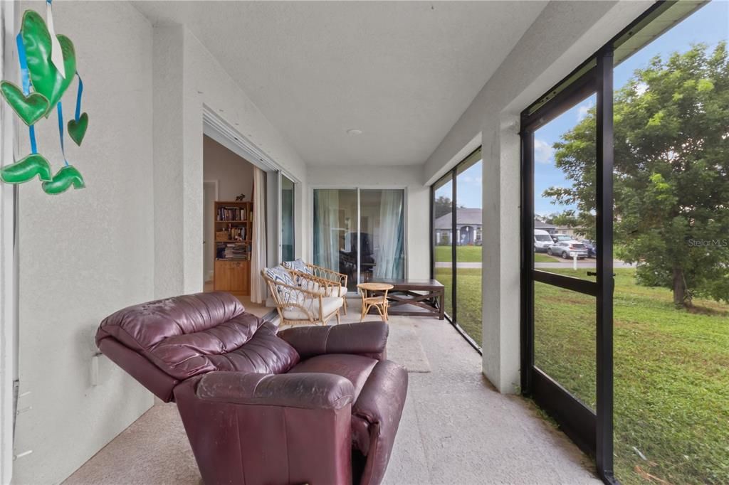 En Venta: $364,900 (4 camas, 2 baños, 2329 Pies cuadrados)