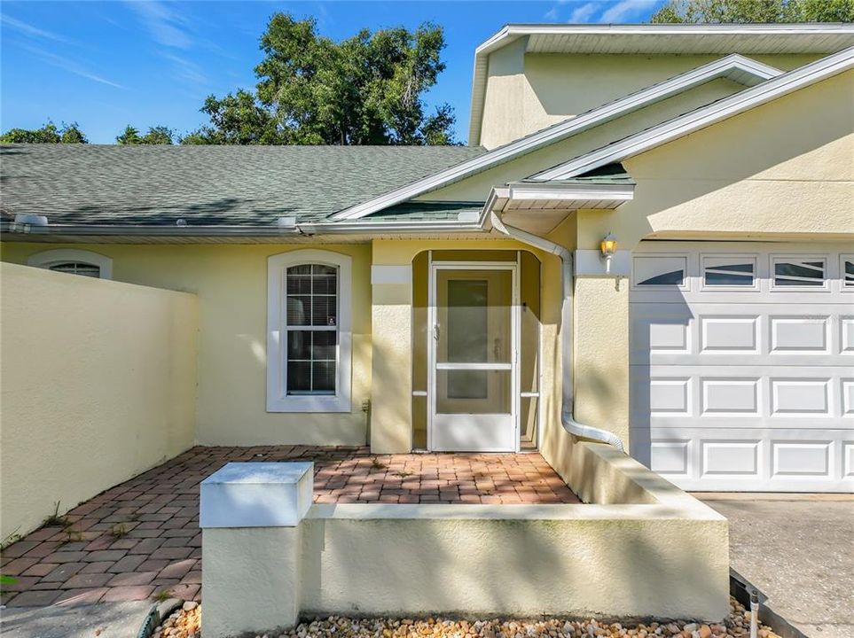 For Sale: $325,000 (3 beds, 2 baths, 1651 Square Feet)