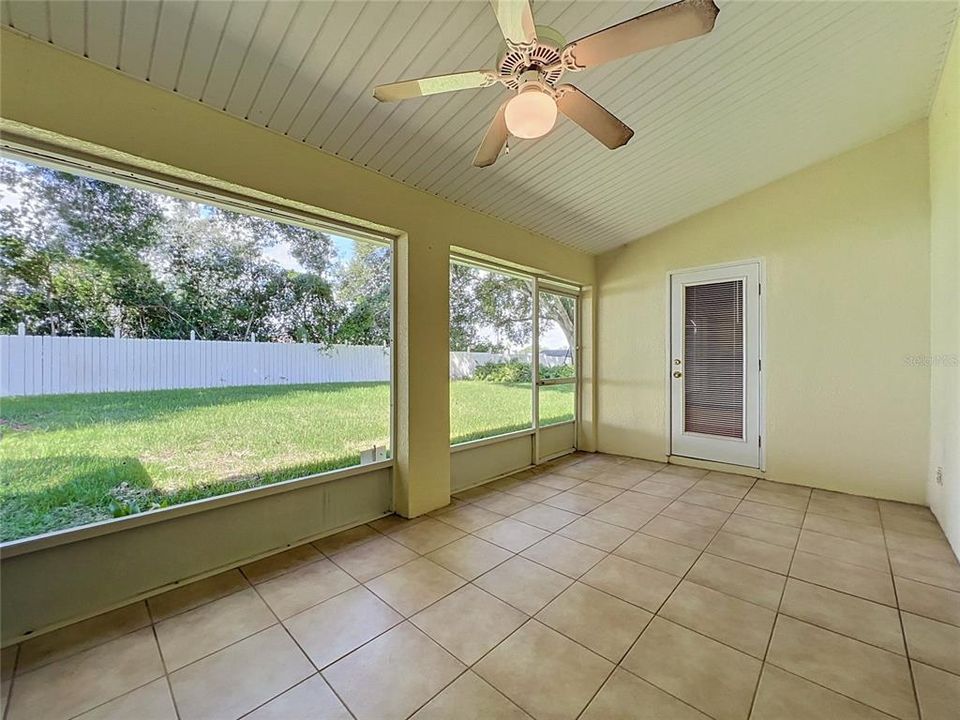 For Sale: $325,000 (3 beds, 2 baths, 1651 Square Feet)