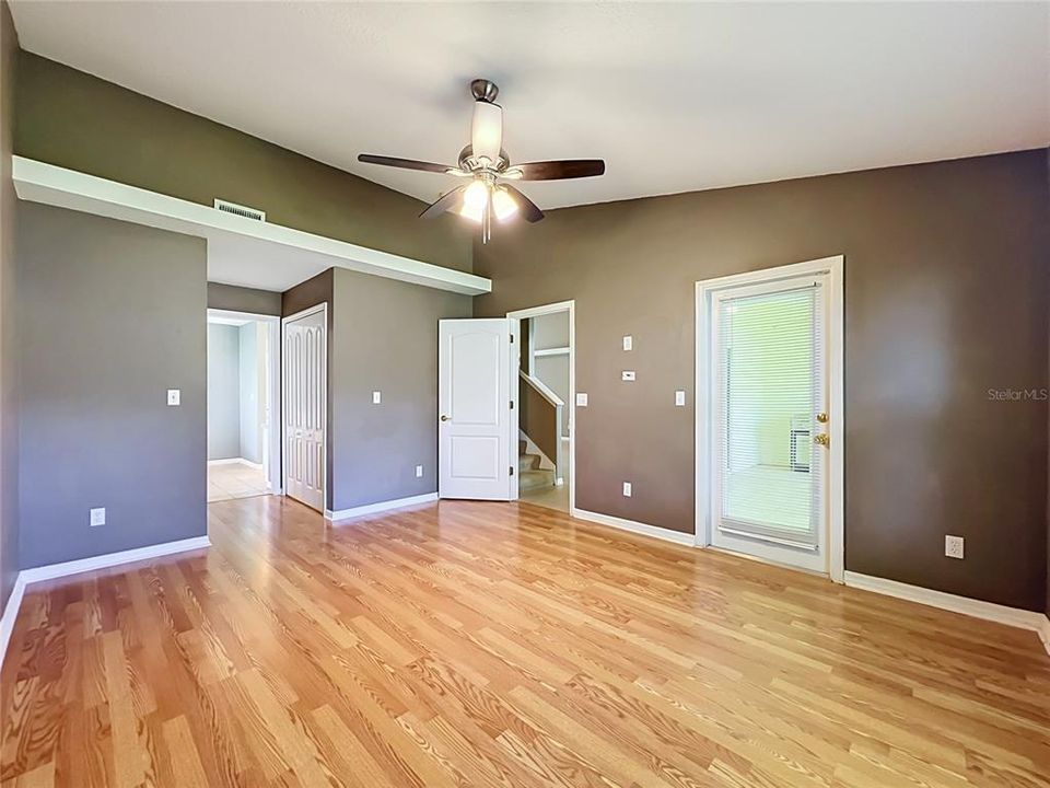 For Sale: $325,000 (3 beds, 2 baths, 1651 Square Feet)