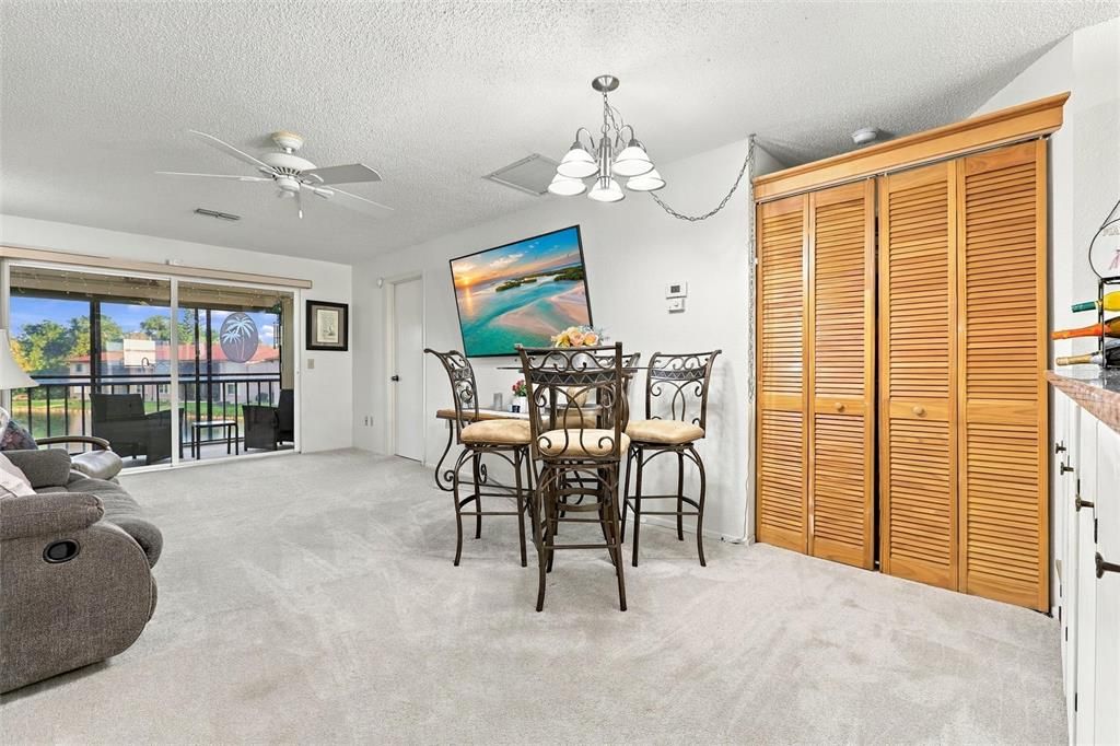 En Venta: $148,900 (2 camas, 2 baños, 859 Pies cuadrados)