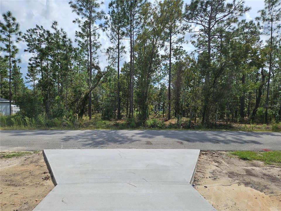 En Venta: $13,500 (0.24 acres)