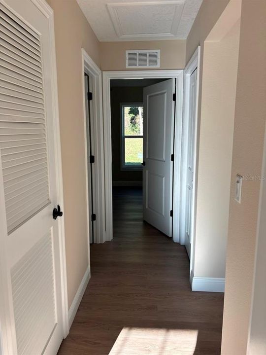 En Venta: $238,900 (3 camas, 2 baños, 1405 Pies cuadrados)